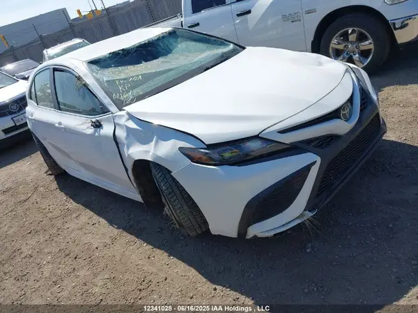 4T1G11AK4PU134946 2023 TOYOTA CAMRY - Image 1