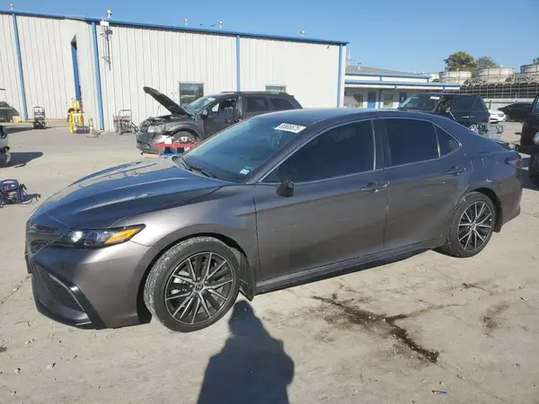 4T1G11AK4PU148698 2023 TOYOTA CAMRY - Image 1