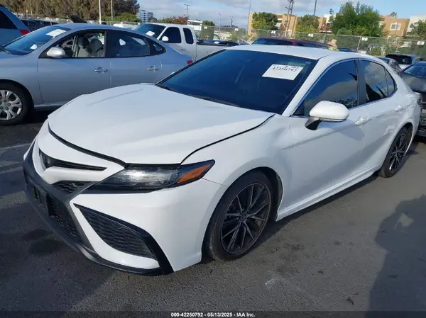 4T1G11AK4PU148829 2023 TOYOTA CAMRY - Image 2