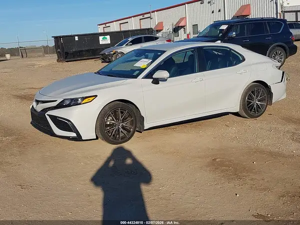 4T1G11AK4PU157126 2023 TOYOTA CAMRY - Image 2