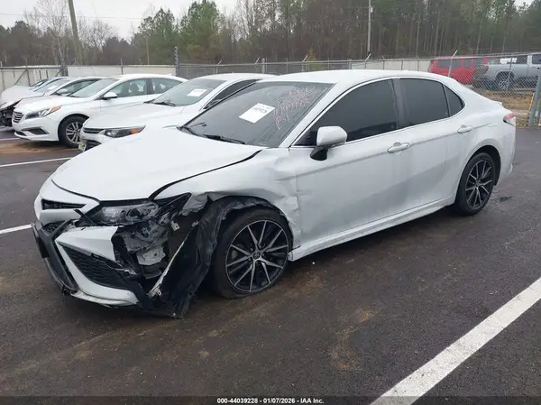 4T1G11AK4PU163895 2023 TOYOTA CAMRY - Image 2