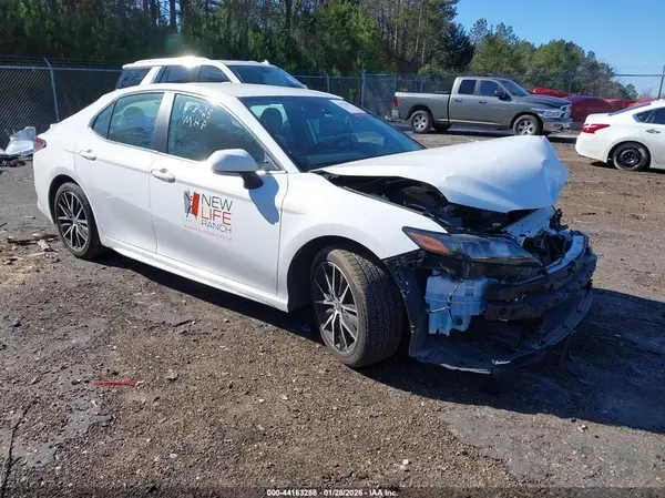 4T1G11AK4PU170345 2023 TOYOTA CAMRY - Image 1