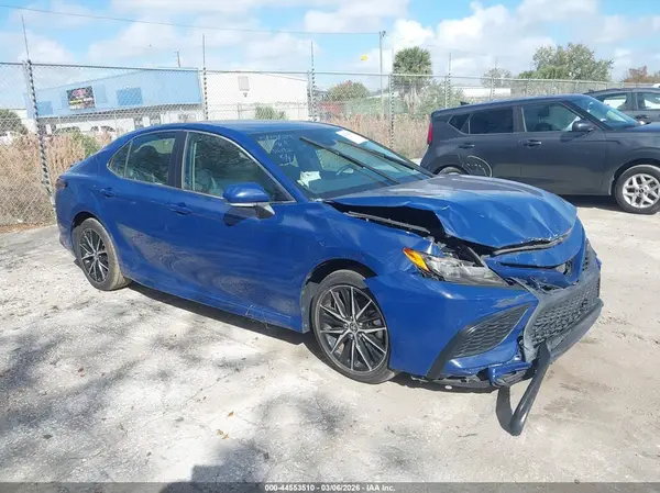 4T1G11AK4PU171477 2023 TOYOTA CAMRY - Image 1