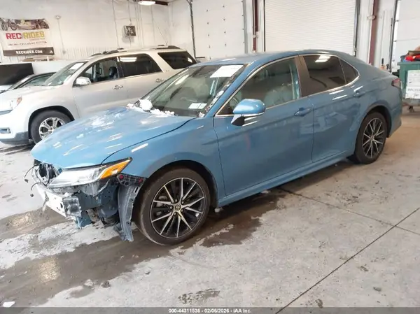 4T1G11AK4PU187937 2023 TOYOTA CAMRY - Image 2