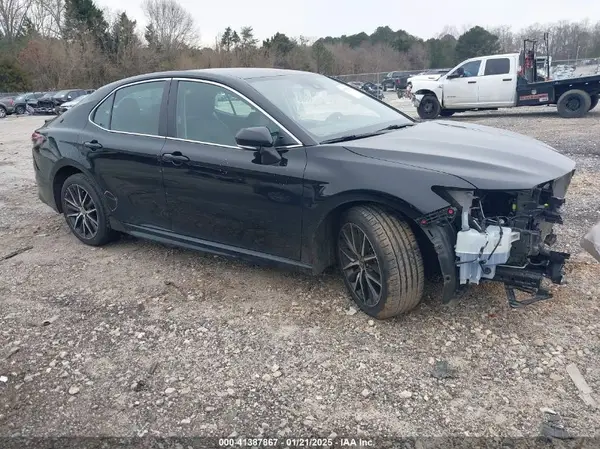 4T1G11AK4PU720854 2023 TOYOTA CAMRY - Image 1