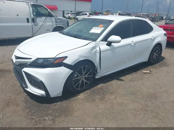 4T1G11AK4PU722071 2023 TOYOTA CAMRY - Image 2