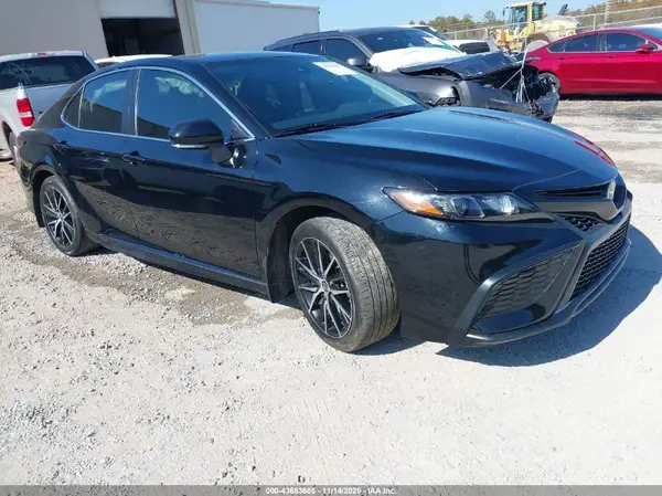 4T1G11AK4PU722703 2023 TOYOTA CAMRY - Image 1