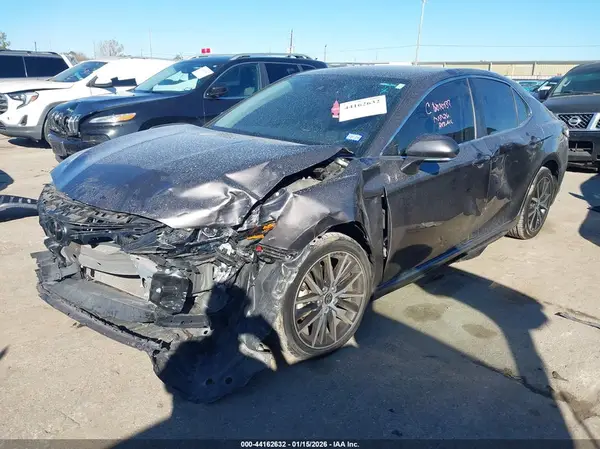 4T1G11AK4PU726198 2023 TOYOTA CAMRY - Image 2