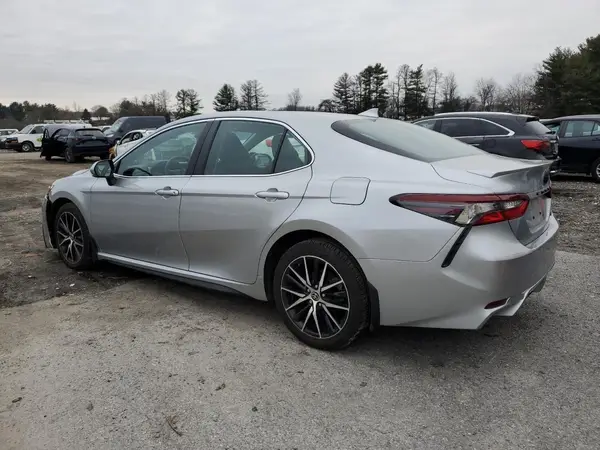 4T1G11AK4PU730686 2023 TOYOTA CAMRY - Image 2