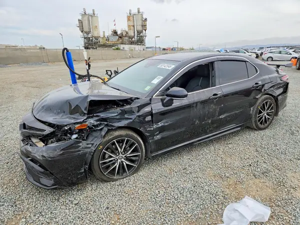 4T1G11AK4PU738237 2023 TOYOTA CAMRY - Image 1
