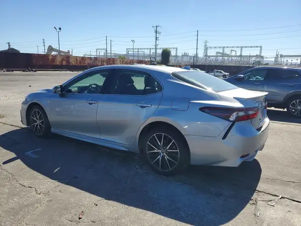 4T1G11AK4PU746063 2023 TOYOTA CAMRY - Image 2