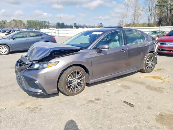 4T1G11AK4PU750002 2023 TOYOTA CAMRY - Image 1