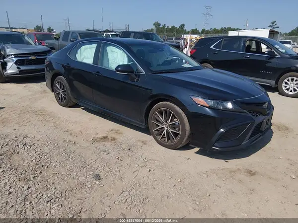 4T1G11AK4PU757161 2023 TOYOTA CAMRY - Image 1