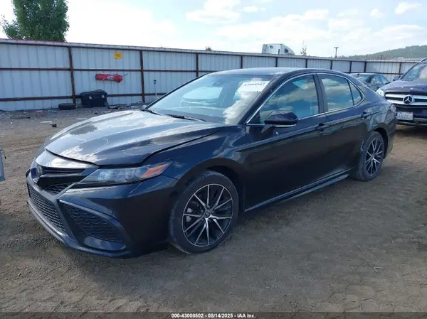 4T1G11AK4PU758858 2023 TOYOTA CAMRY - Image 2
