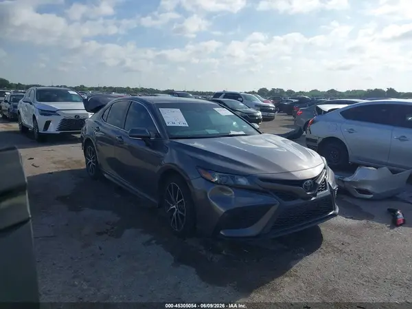 4T1G11AK4PU767530 2023 TOYOTA CAMRY - Image 1