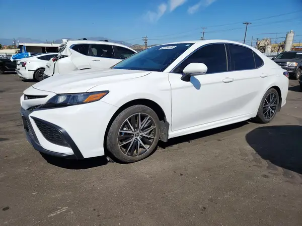 4T1G11AK4PU774137 2023 TOYOTA CAMRY - Image 1