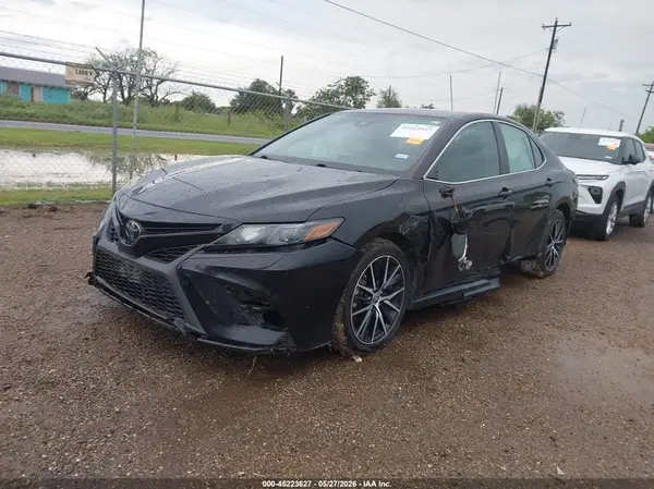 4T1G11AK4PU782657 2023 TOYOTA CAMRY - Image 2