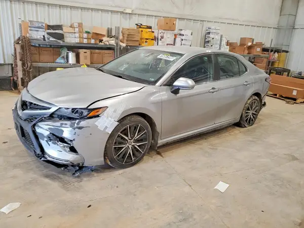 4T1G11AK4PU801384 2023 TOYOTA CAMRY - Image 1