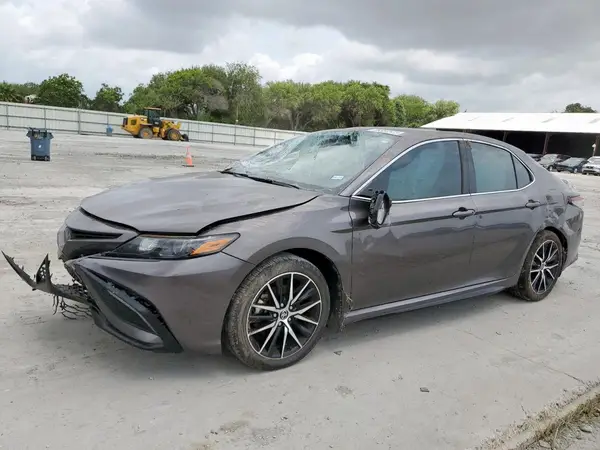 4T1G11AK4PU807427 2023 TOYOTA CAMRY - Image 1
