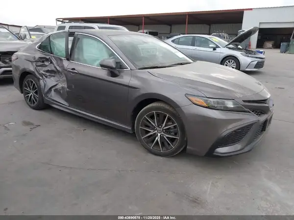 4T1G11AK4PU817441 2023 TOYOTA CAMRY - Image 1
