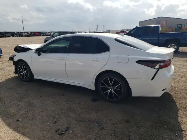 4T1G11AK4PU817584 2023 TOYOTA CAMRY - Image 2