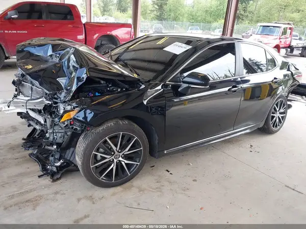 4T1G11AK4PU821800 2023 TOYOTA CAMRY - Image 2