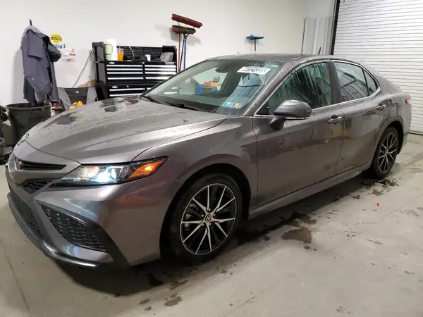 4T1G11AK4PU830772 2023 TOYOTA CAMRY - Image 1