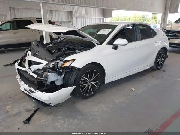 4T1G11AK4PU833946 2023 TOYOTA CAMRY - Image 2