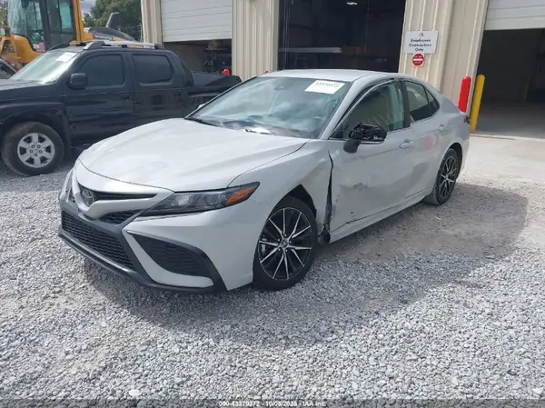 4T1G11AK4RU203251 2024 TOYOTA CAMRY - Image 2