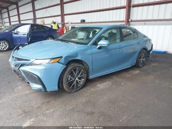 4T1G11AK4RU211270 2024 TOYOTA CAMRY - Image 2