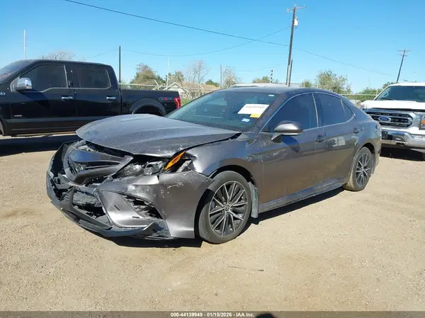 4T1G11AK4RU219241 2024 TOYOTA CAMRY - Image 2