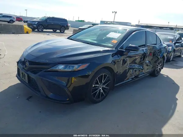 4T1G11AK4RU225136 2024 TOYOTA CAMRY - Image 2