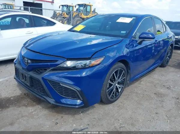 4T1G11AK4RU259805 2024 TOYOTA CAMRY - Image 2