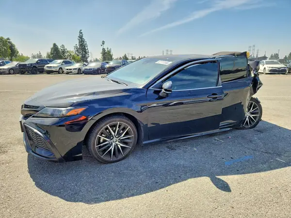 4T1G11AK4RU864746 2024 TOYOTA CAMRY - Image 1