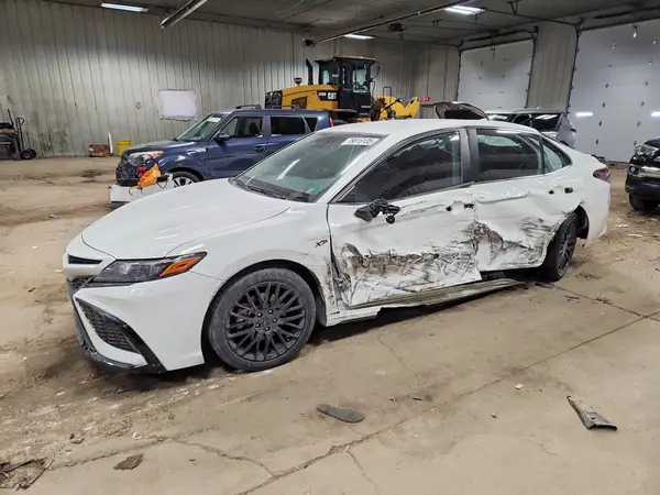 4T1G11AK4RU873527 2024 TOYOTA CAMRY - Image 1