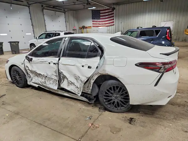 4T1G11AK4RU873527 2024 TOYOTA CAMRY - Image 2