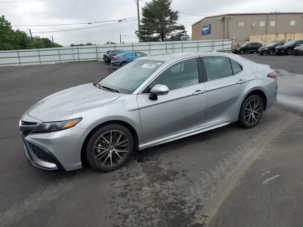 4T1G11AK4RU873723 2024 TOYOTA CAMRY - Image 1