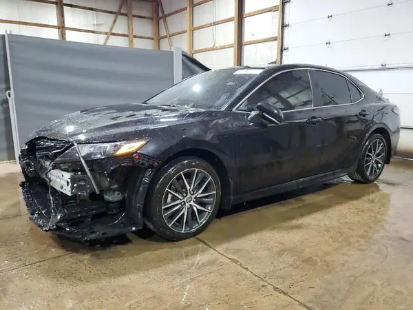 4T1G11AK4RU875679 2024 TOYOTA CAMRY - Image 1