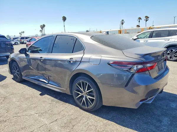 4T1G11AK4RU887637 2024 TOYOTA CAMRY - Image 2