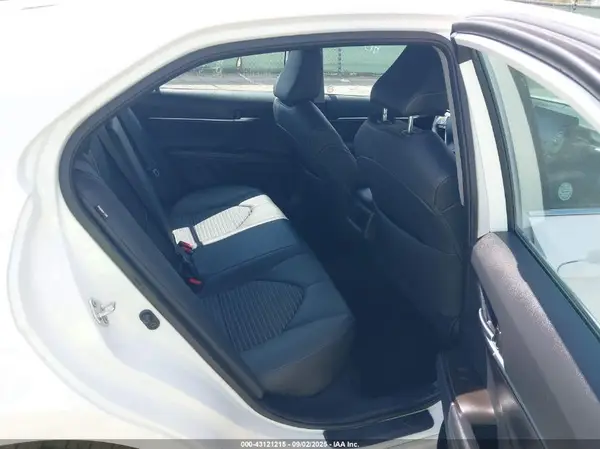 4T1G11AK4RU889579 2024 TOYOTA CAMRY - Image 8