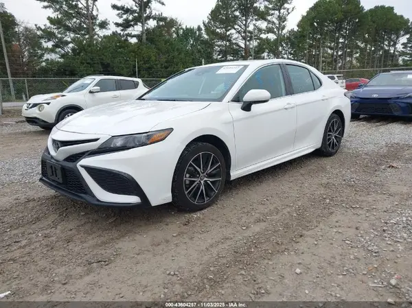 4T1G11AK4RU894216 2024 TOYOTA CAMRY - Image 2