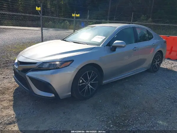 4T1G11AK4RU896743 2024 TOYOTA CAMRY - Image 2