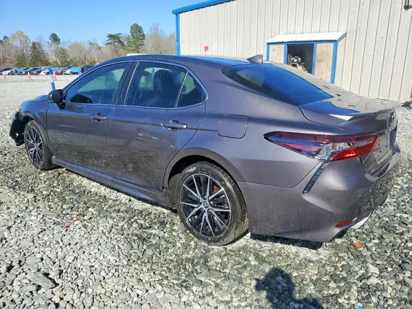 4T1G11AK4RU898900 2024 TOYOTA CAMRY - Image 2