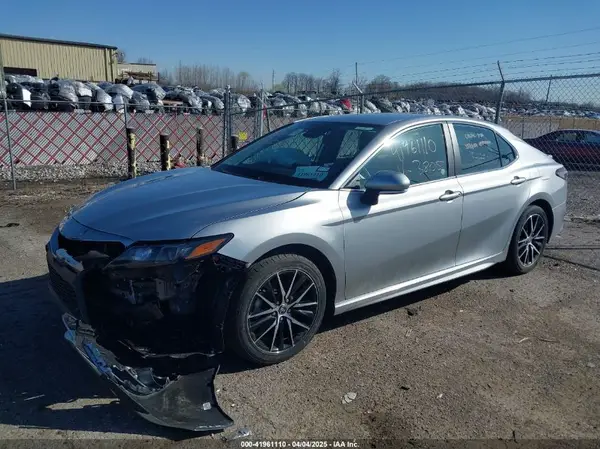 4T1G11AK4RU903805 2024 TOYOTA CAMRY - Image 2