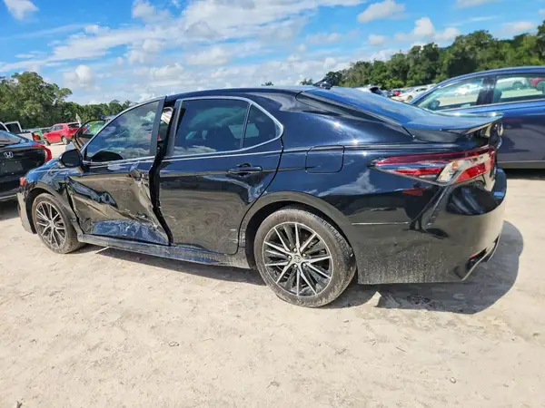 4T1G11AK4RU906347 2024 TOYOTA CAMRY - Image 2