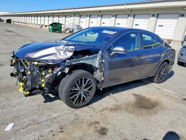 4T1G11AK4RU906851 2024 TOYOTA CAMRY - Image 1