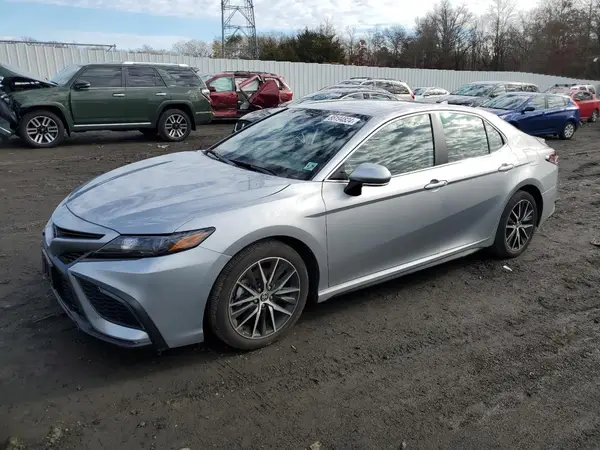 4T1G11AK4RU907529 2024 TOYOTA CAMRY - Image 1