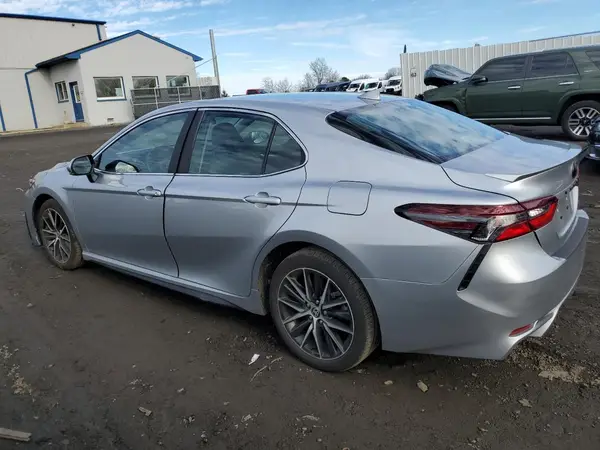 4T1G11AK4RU907529 2024 TOYOTA CAMRY - Image 2
