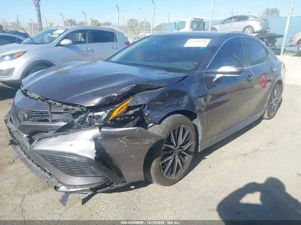 4T1G11AK4RU911080 2024 TOYOTA CAMRY - Image 2