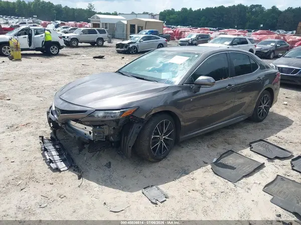 4T1G11AK4RU918210 2024 TOYOTA CAMRY - Image 2